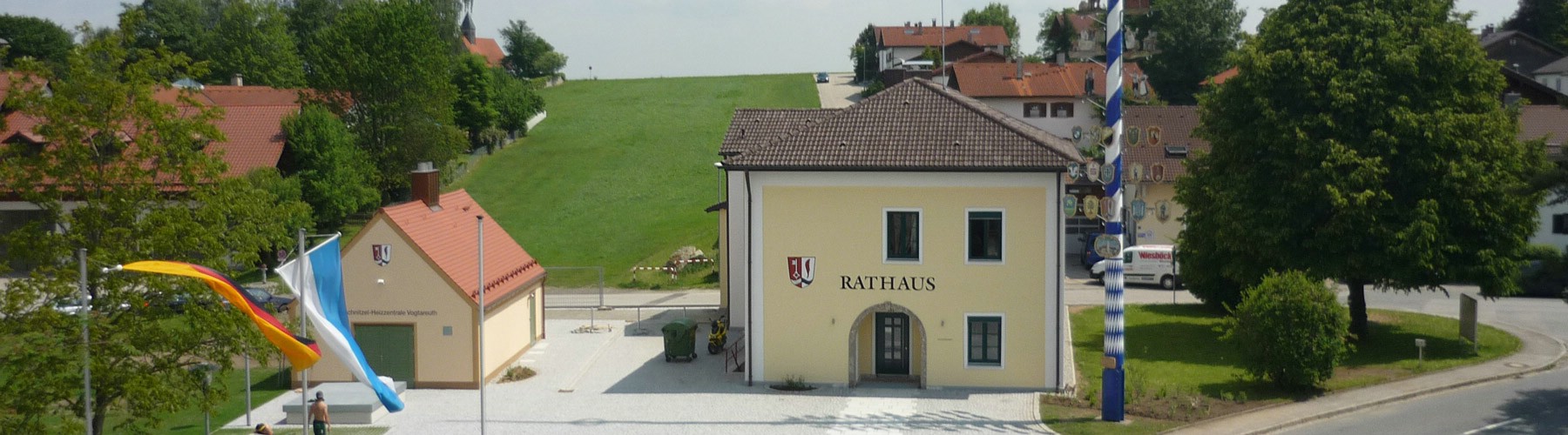 Header Rathaus-710-1800x500.jpg