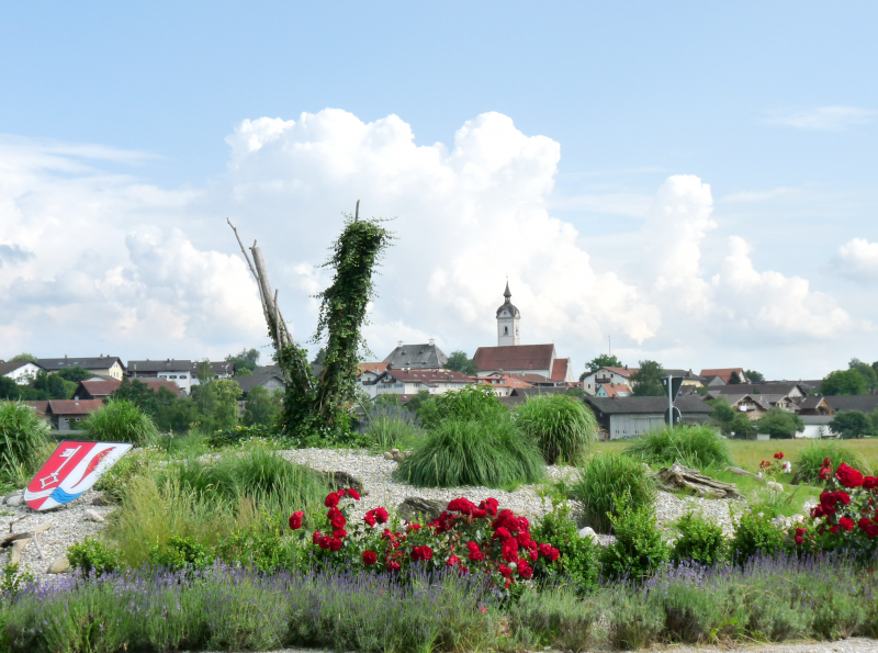 Foto: Dr. Christian Petermann, Titel: Vogtareuth v. Norden Foto: Dr. Christian Petermann, Titel: Vogtareuth v. Norden